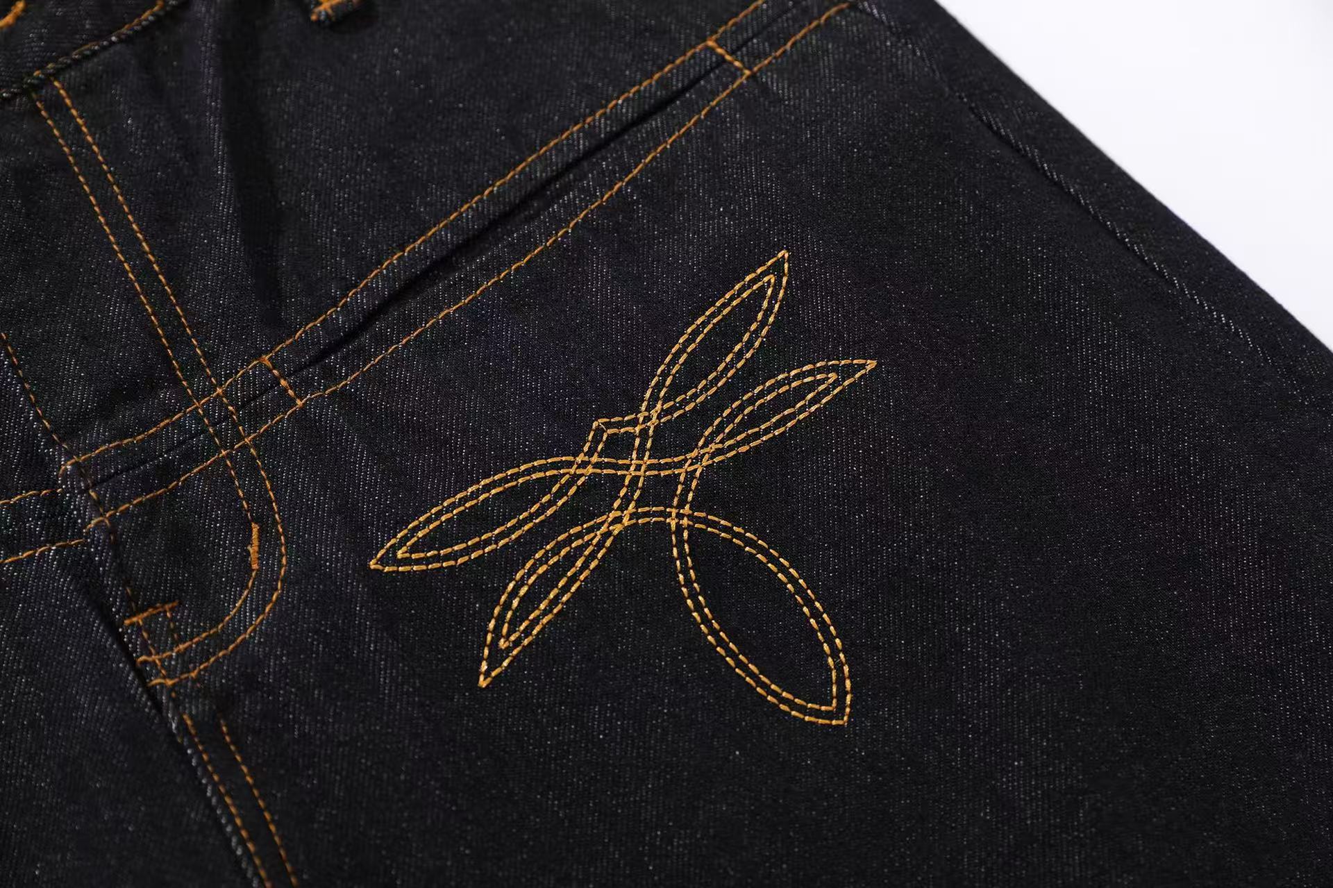 Clean-Fit Print Wide-Leg Jeans