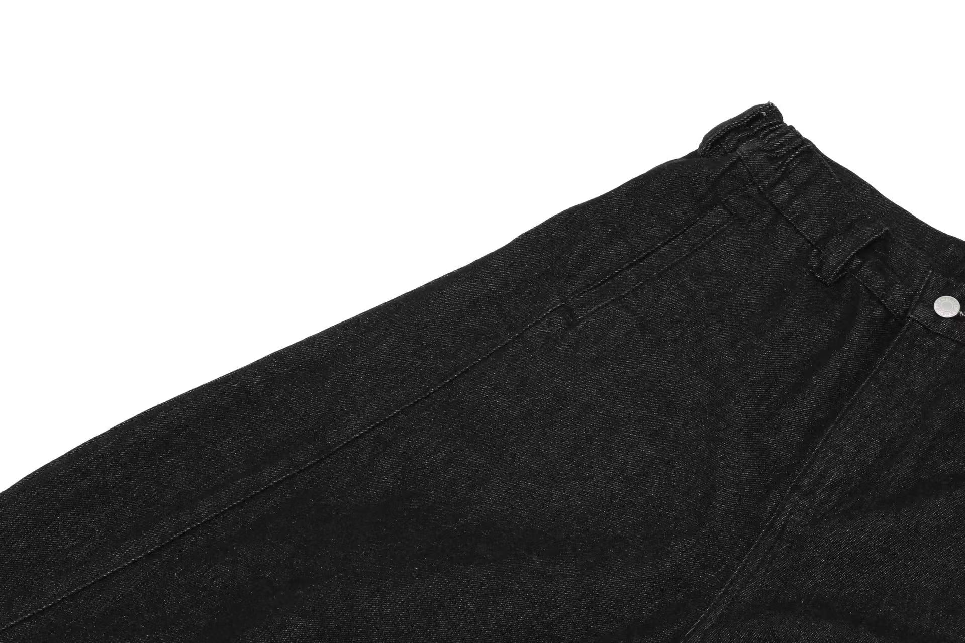 Clean Fit Wide-Leg Jeans