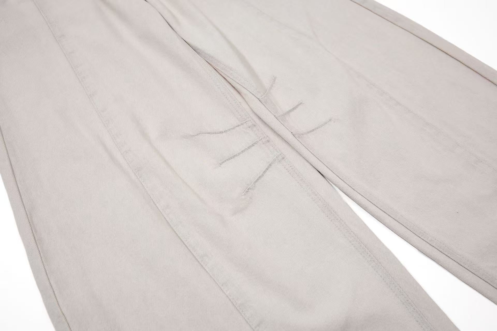 Vintage Multi-Button Wide-Leg Jeans