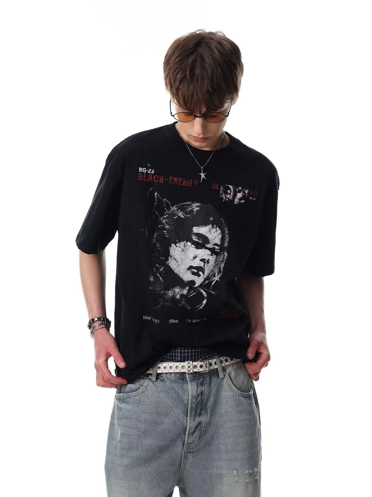 Streetwear Distressed Face Print Short Sleeve