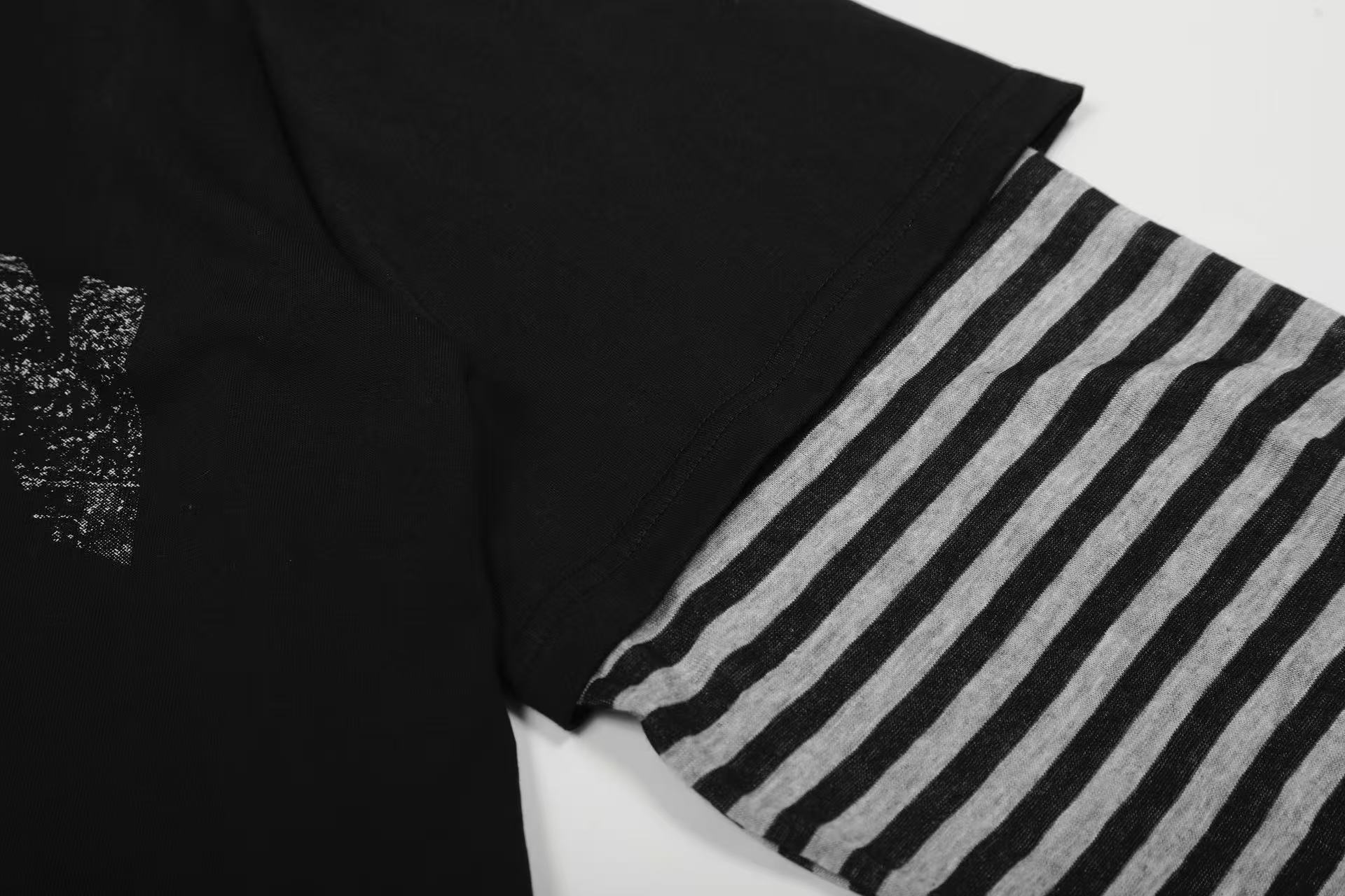 Distressed Star Gothic Fake Two-Piece Long Sleeve