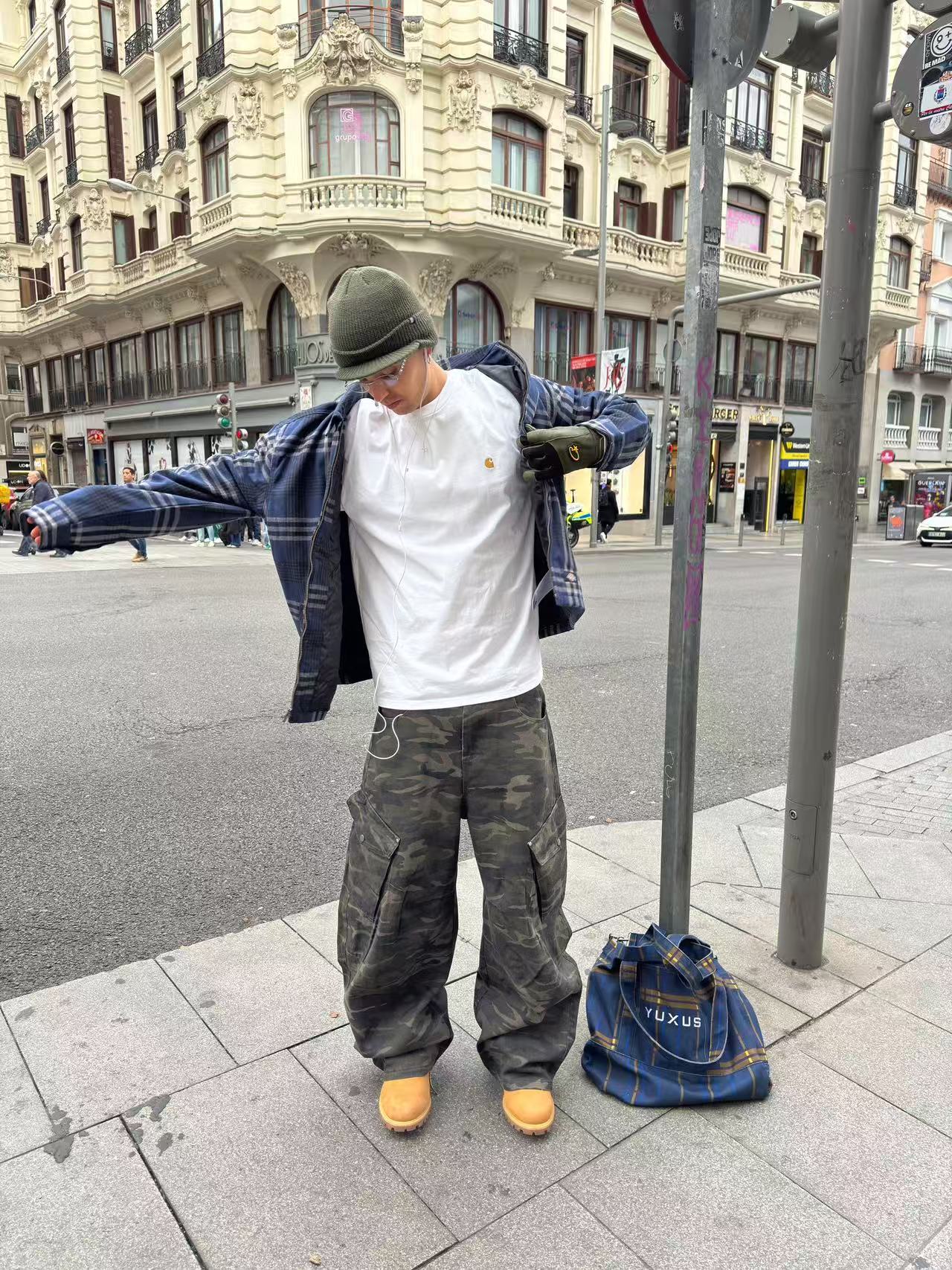 Camo Wide-Leg Cargo Pants