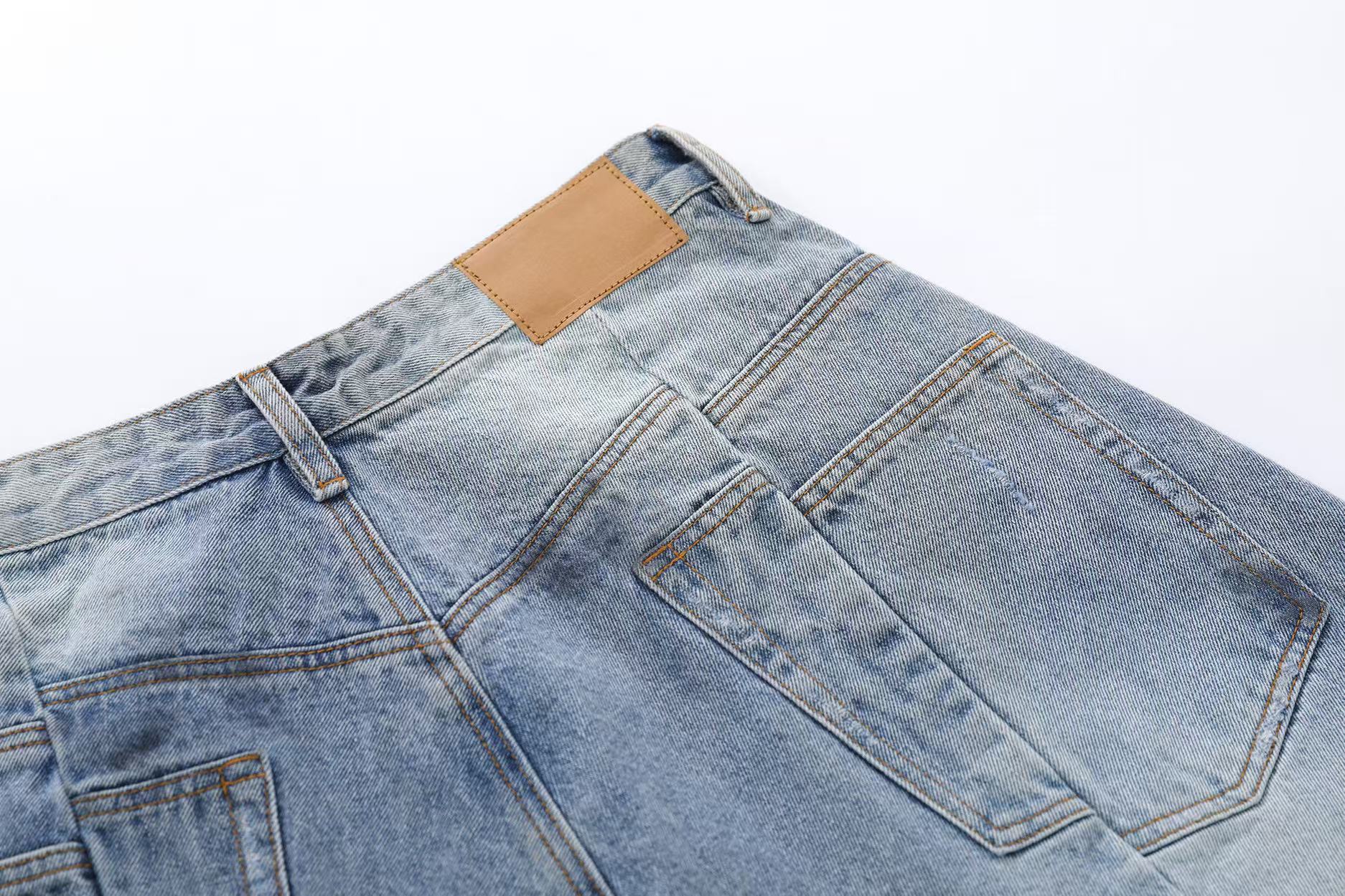 Distressed Washed  Wide-Leg Denim Jorts