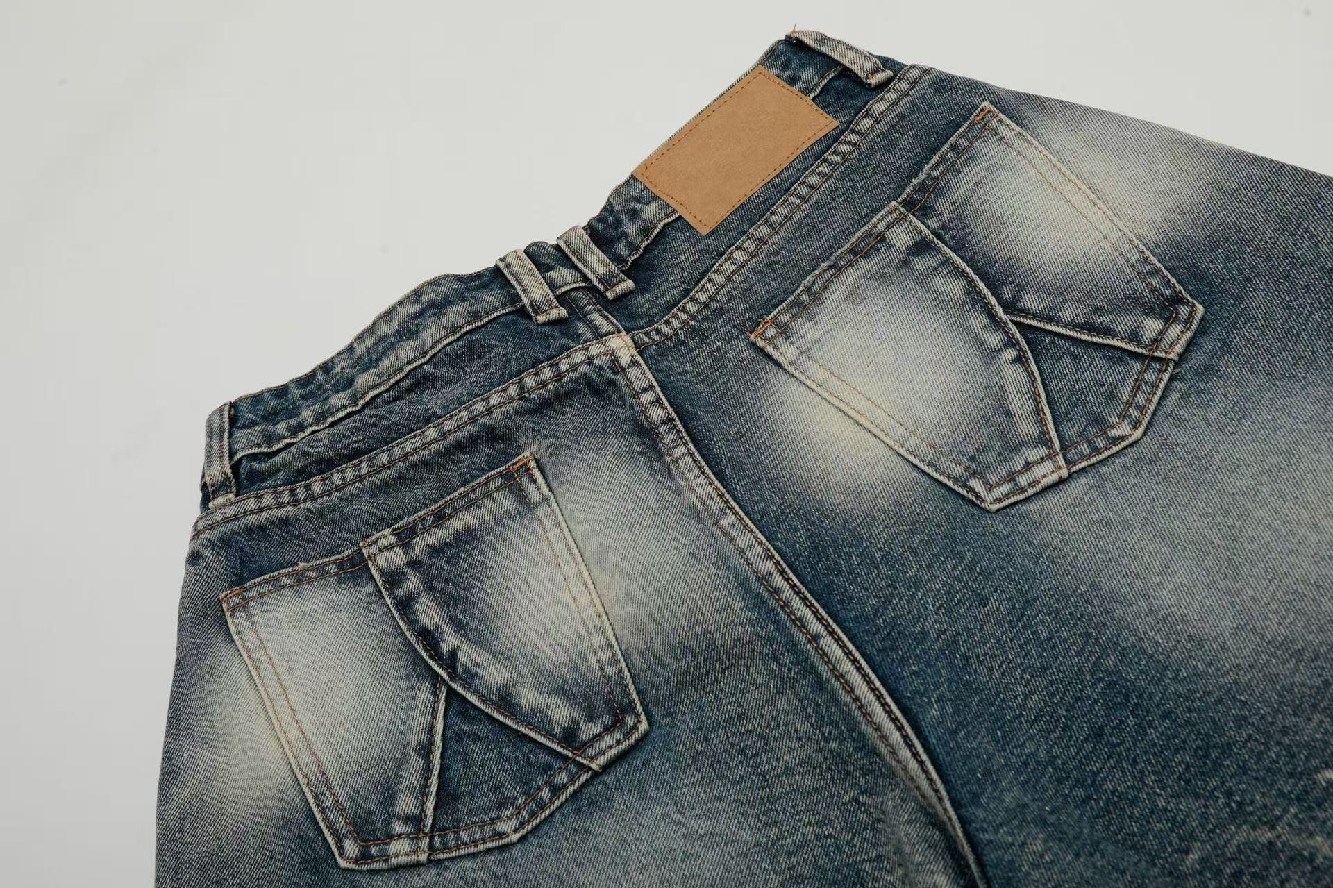 Abstract Bleach Washed Wide-Leg Jorts