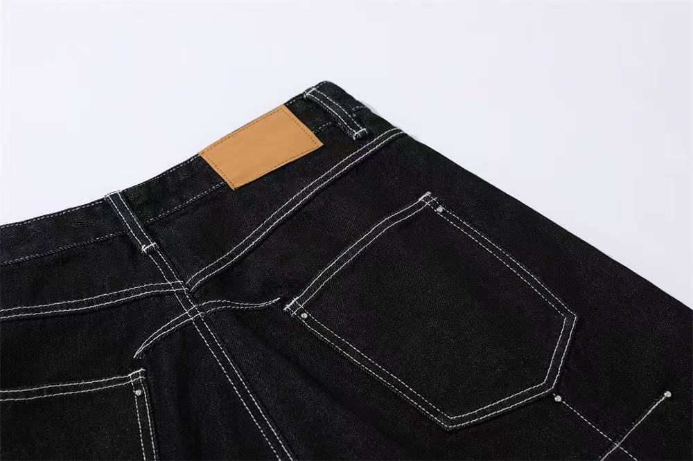 Contrast Stitch Wide-Leg Jorts