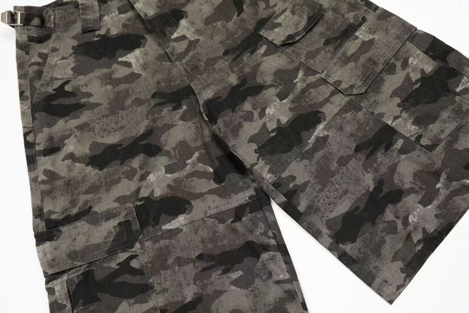 Camo Wide-Leg Knee-Length Jorts
