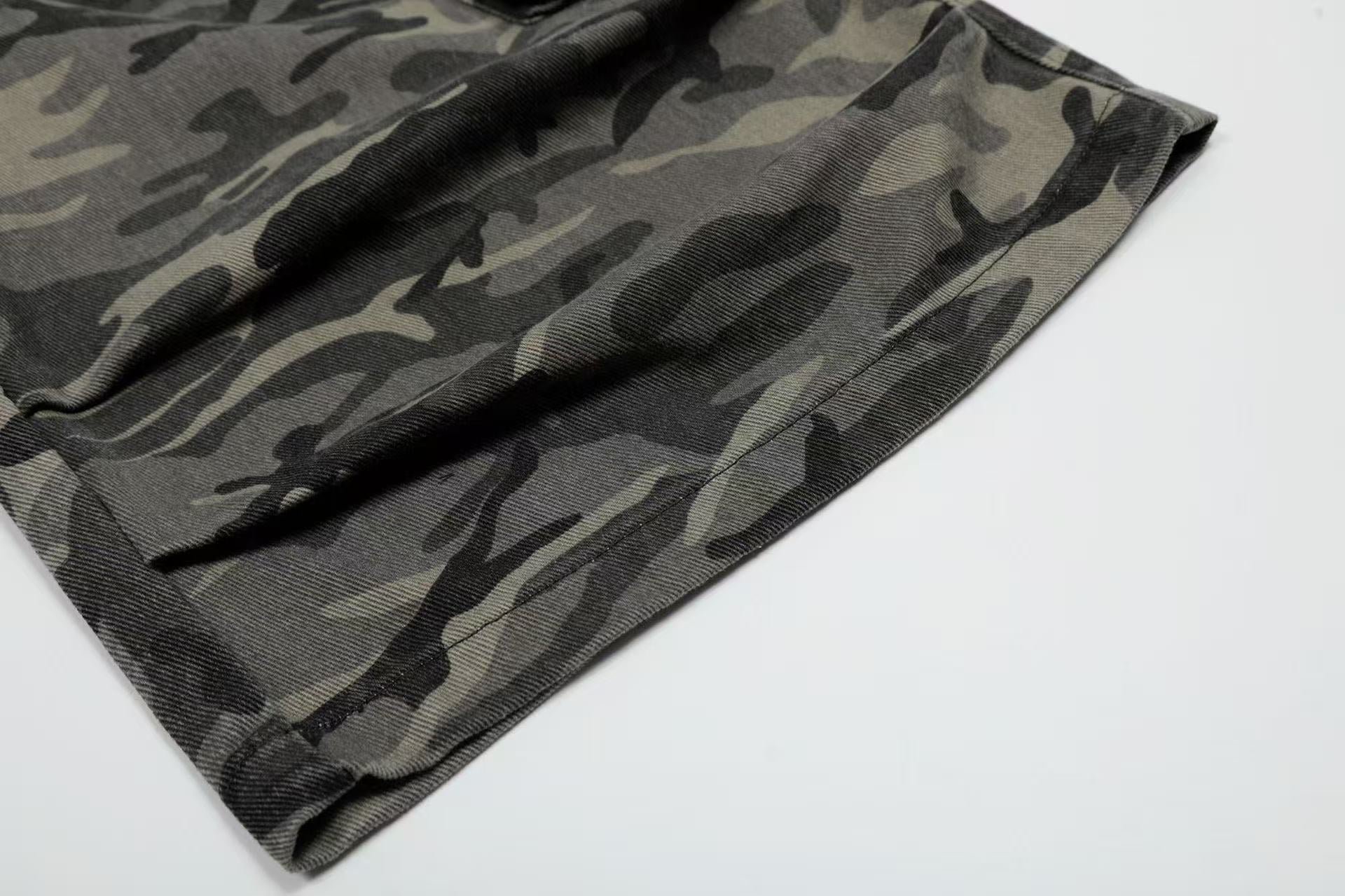 Camo Wide-Leg Knee-Length Jorts