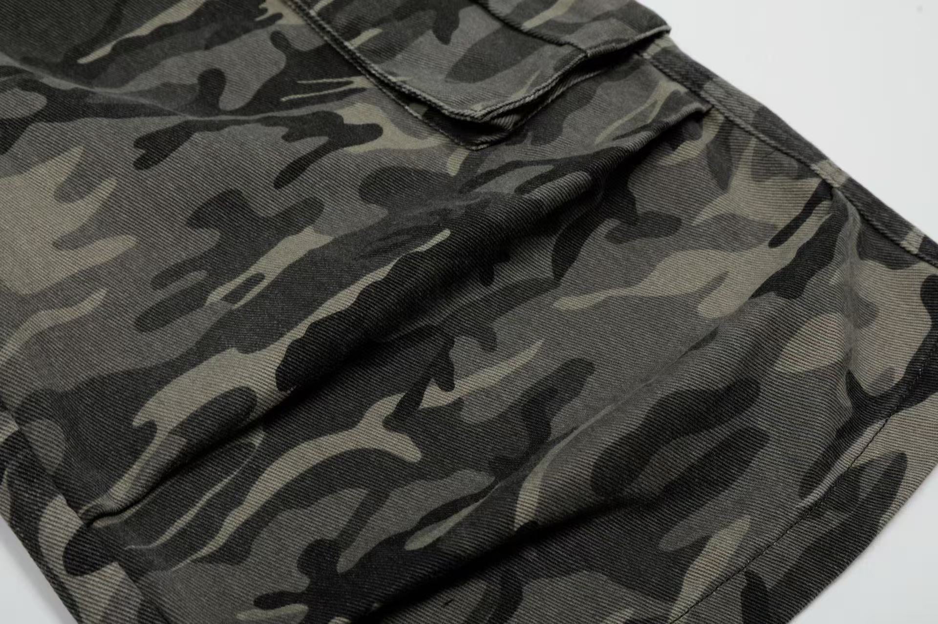 Camo Wide-Leg Knee-Length Jorts