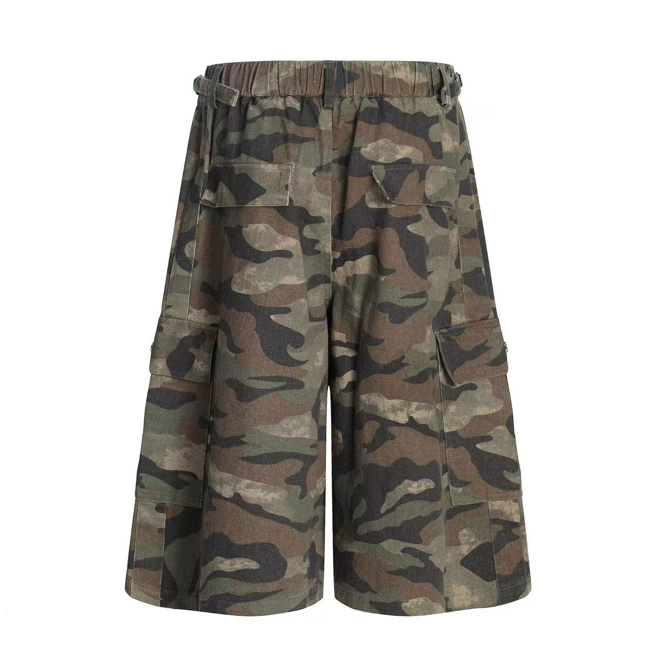 Camo Wide-Leg Knee-Length Jorts