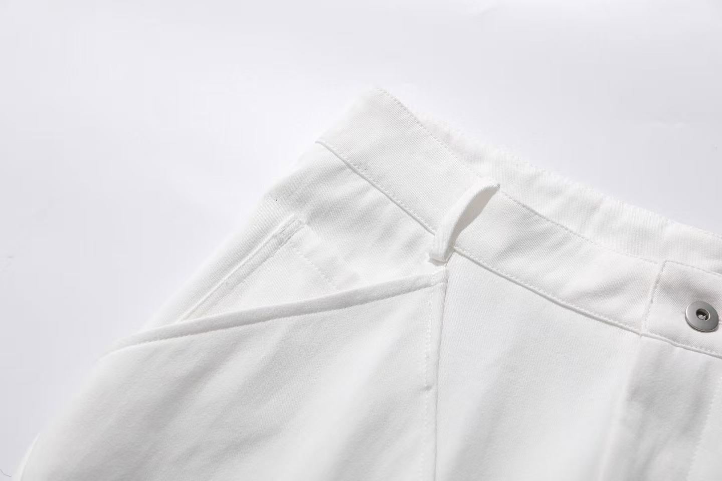 Vintage Wide-Leg Cargo Jorts
