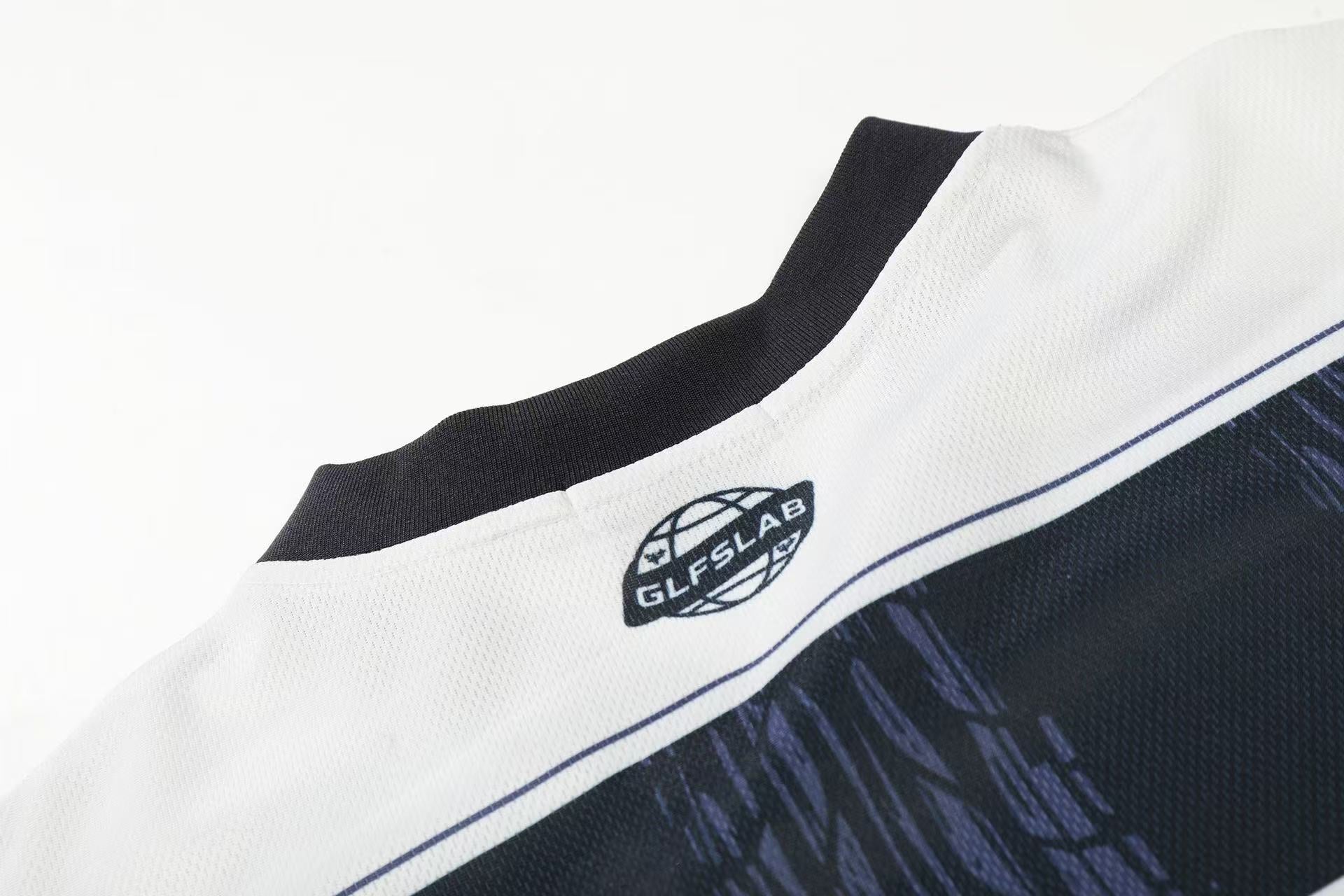 #77 Vintage Graphic T-Shirt