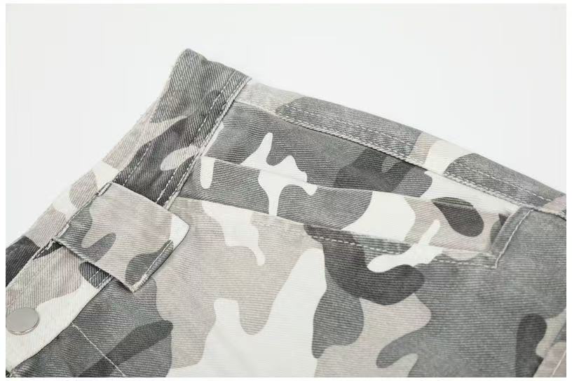 Snow Camo Multi-Pocket Wide-Leg Cargo Pants