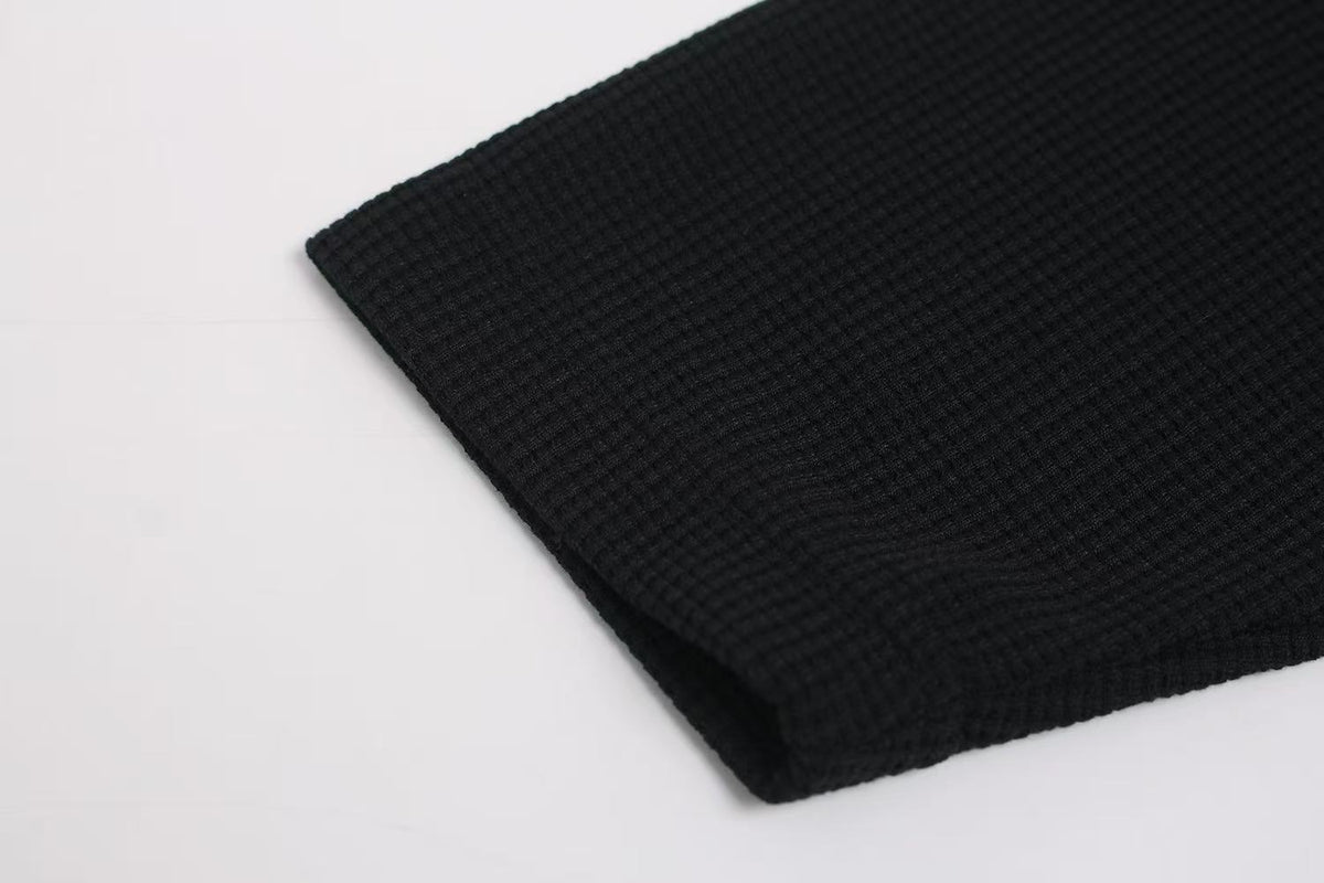Distorted Cat Graphic Waffle Knit Long Sleeve