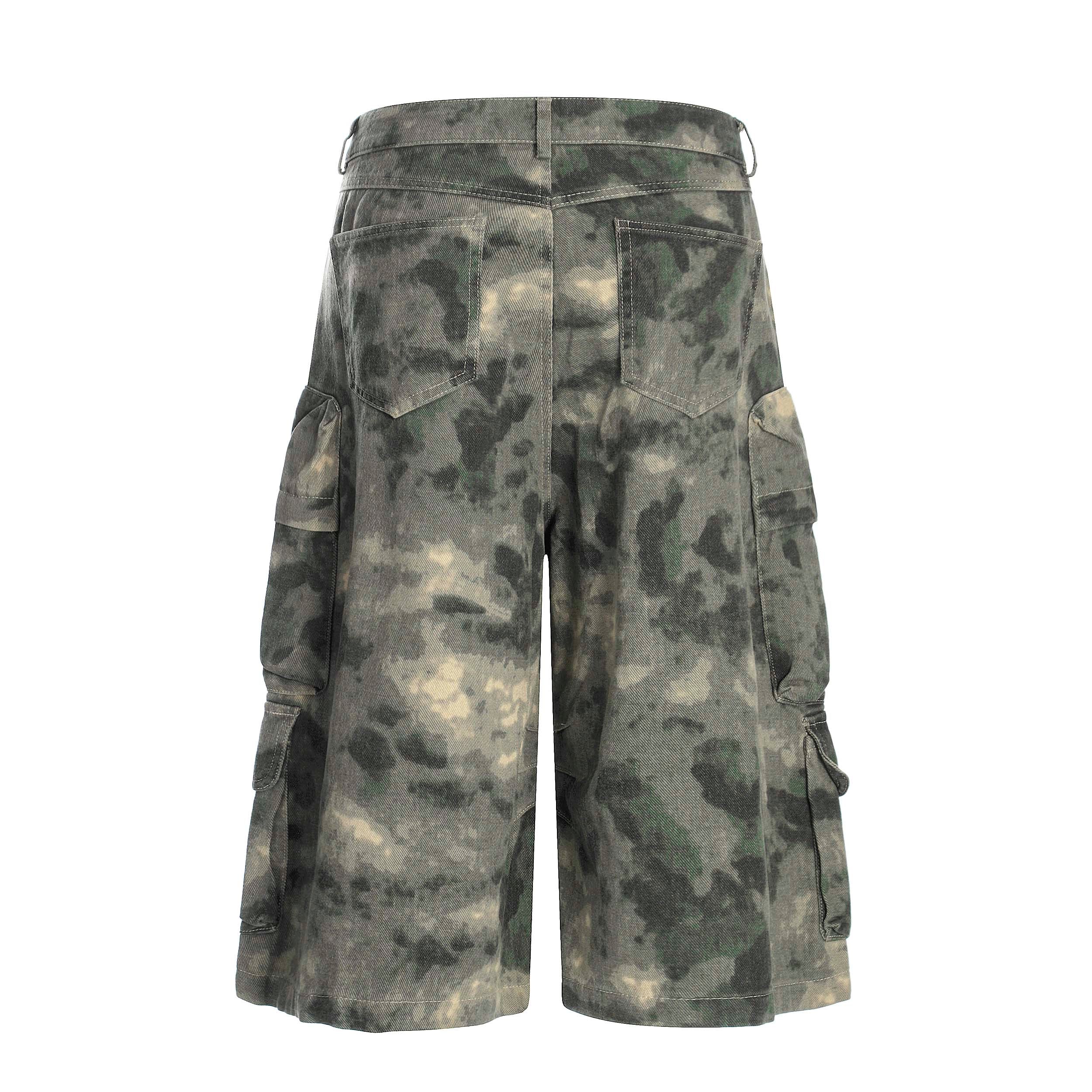 Camo Wide-Leg Cargo Knee-Length Shorts