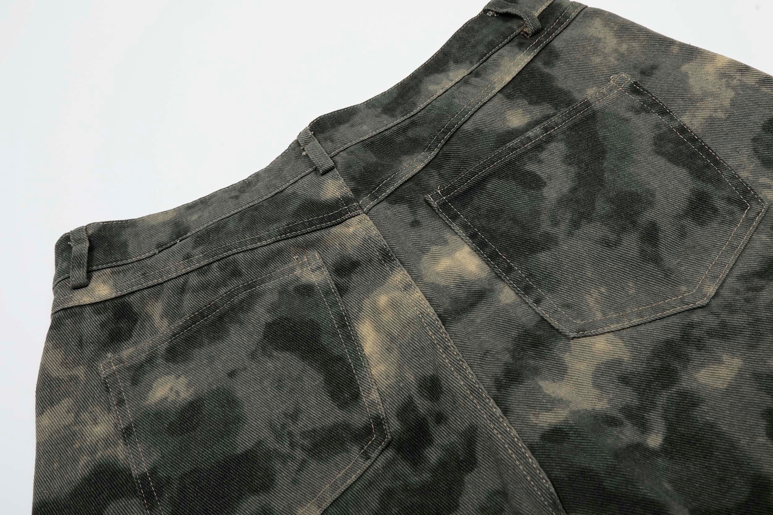 Camo Wide-Leg Cargo Knee-Length Shorts