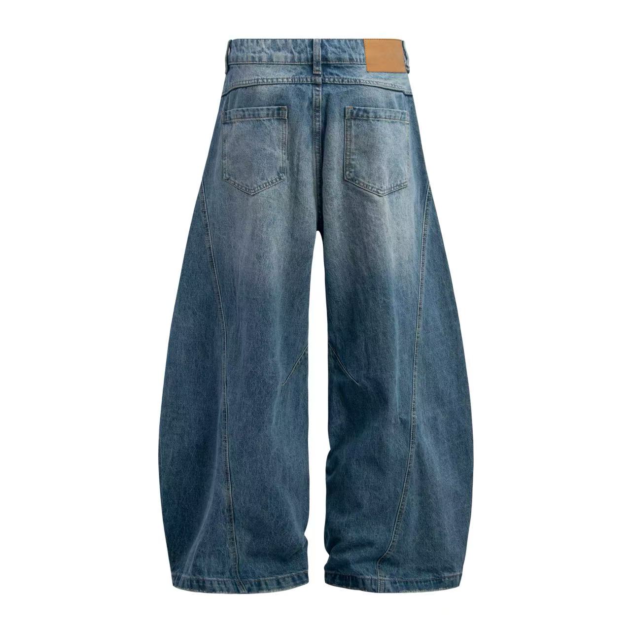 Wide-Leg Baggy Jeans