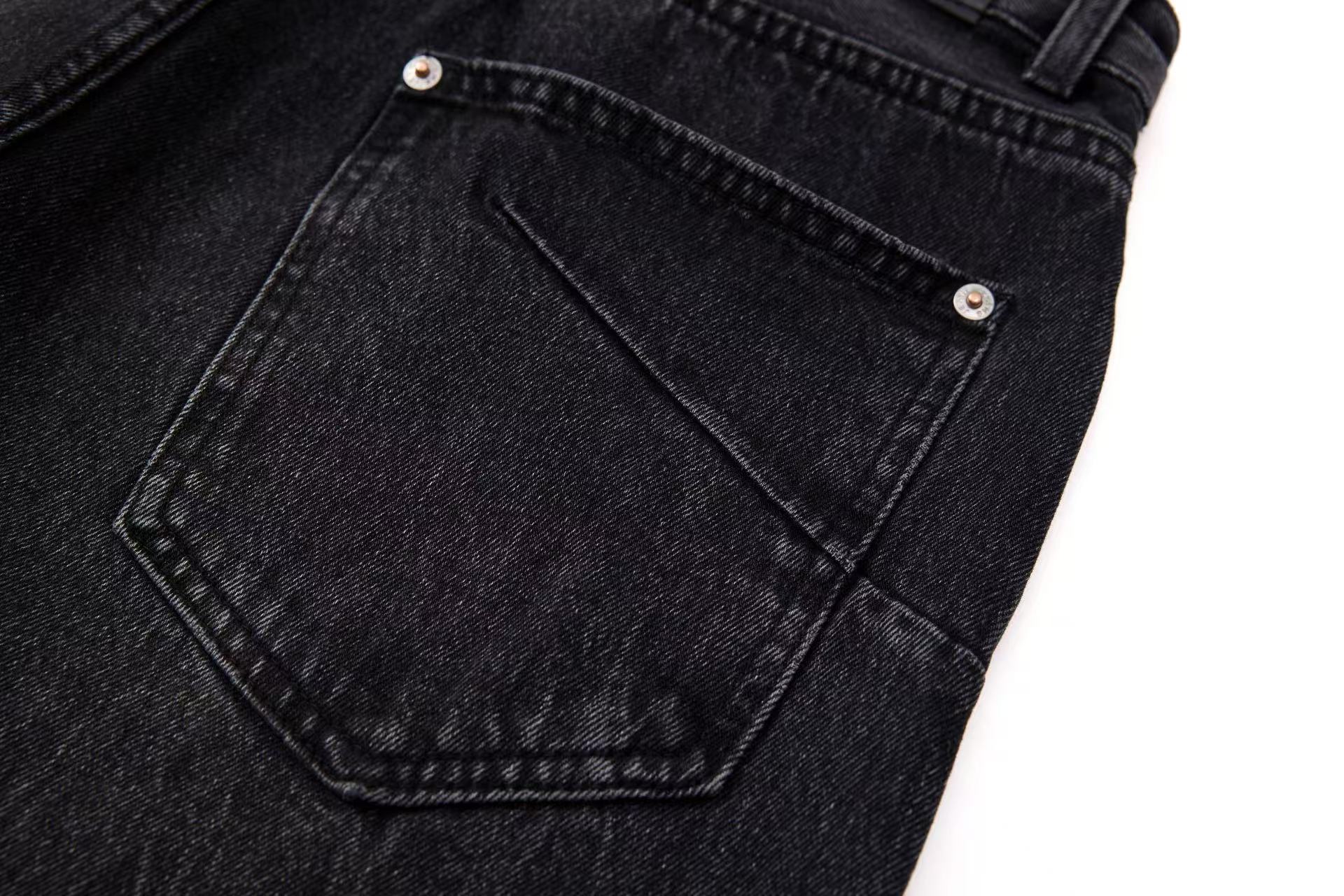 Distressed Wide-Leg Baggy Jeans