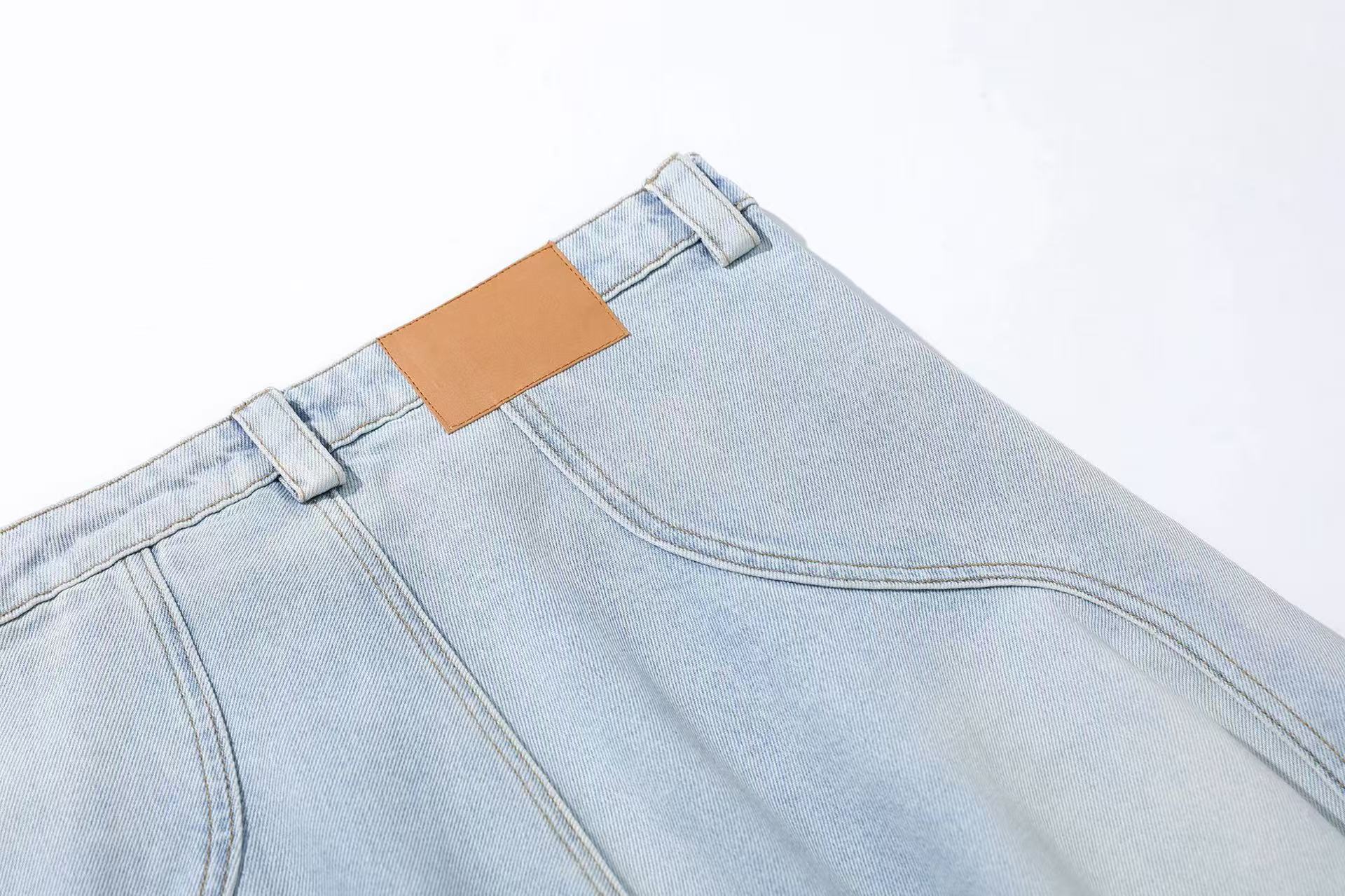 Washed Wide-Leg Baggy Jeans