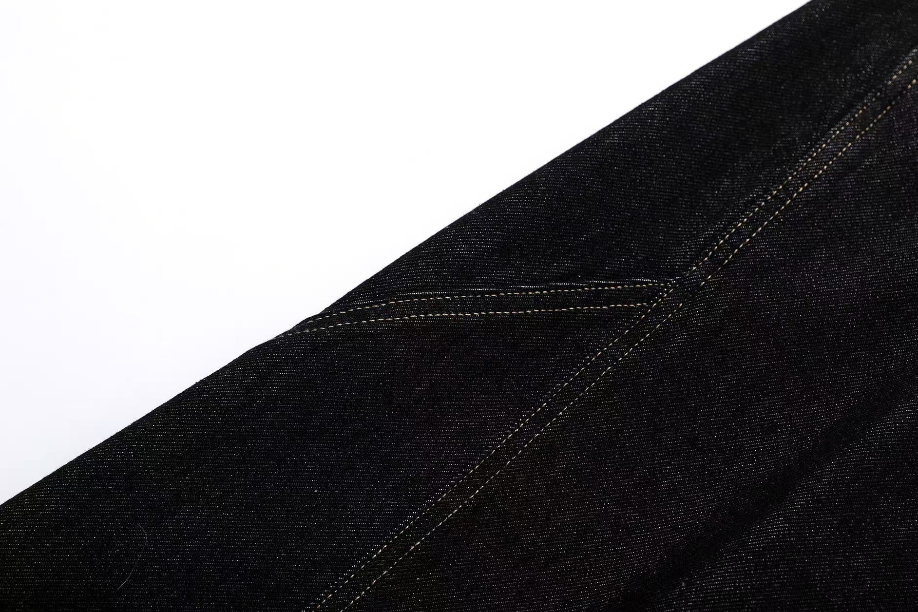 Wide-Leg Jeans