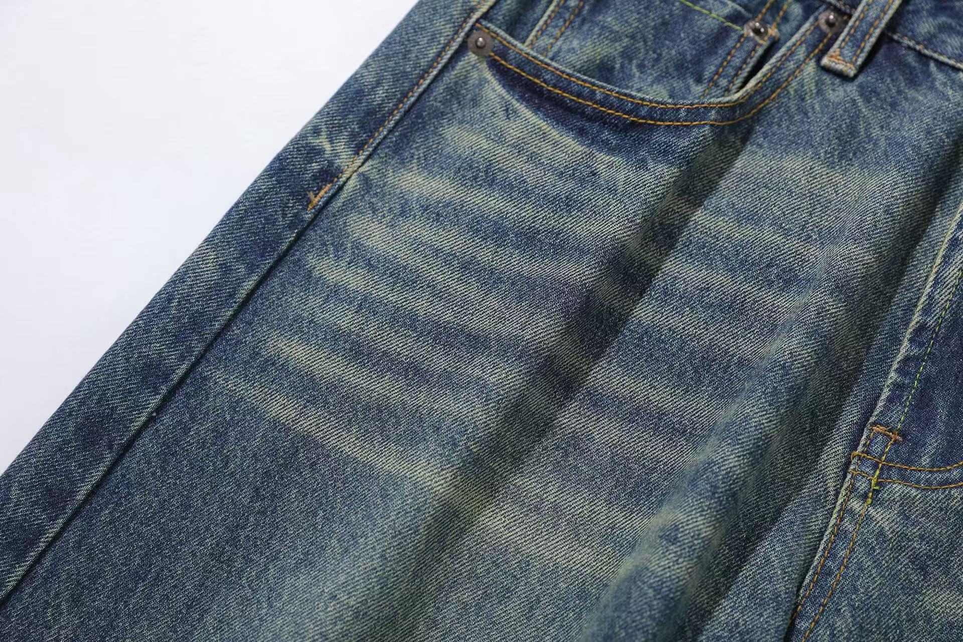 Distressed Wide-Leg Baggy Jeans