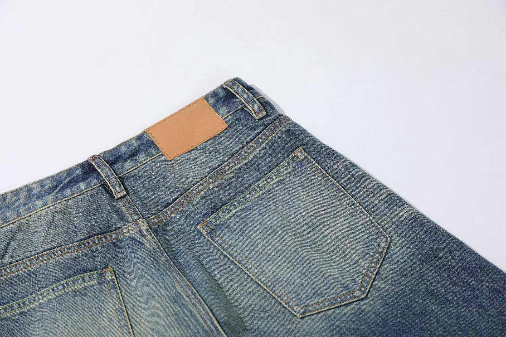 Distressed Wide-Leg Baggy Jeans