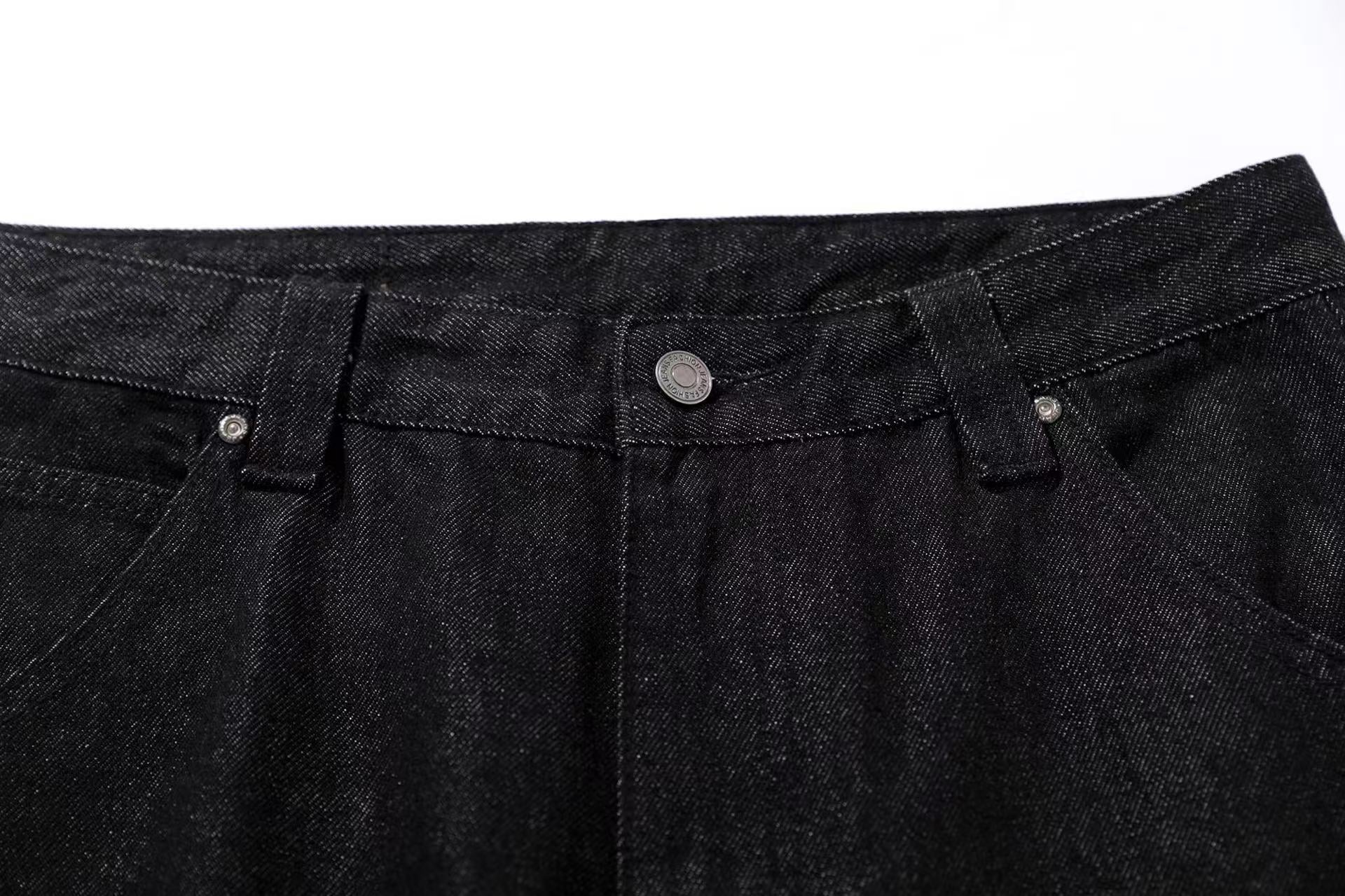 Multi-Pocket Wide-Leg Baggy Jeans